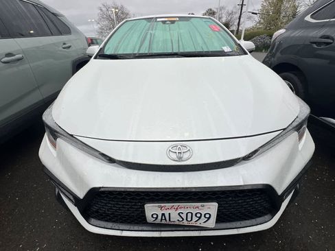 Used 2022 Toyota Corolla SE image 6