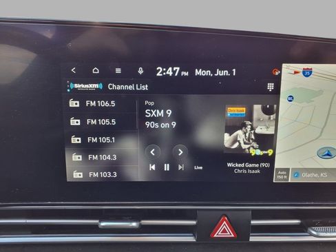 Used 2025 Hyundai Elantra SEL FWD image 5