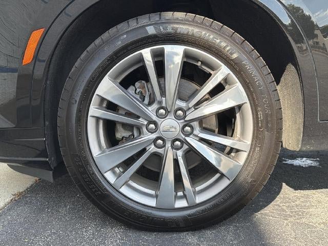 Certified 2024 Cadillac XT6 Premium Luxury FWD image 11