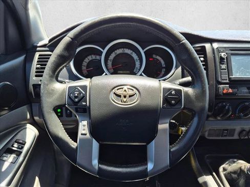 Used 2015 Toyota Tacoma 2WD Access Cab w/ Convenience Package image 13