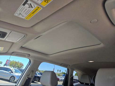 Used 2025 Honda CR-V EX-L image 15