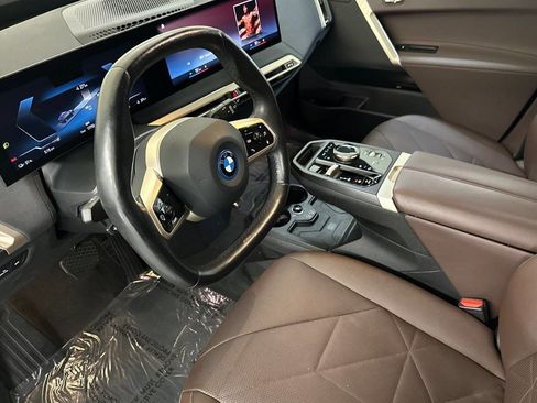 Certified 2023 BMW iX xDrive50 w/ Sport Package image 4