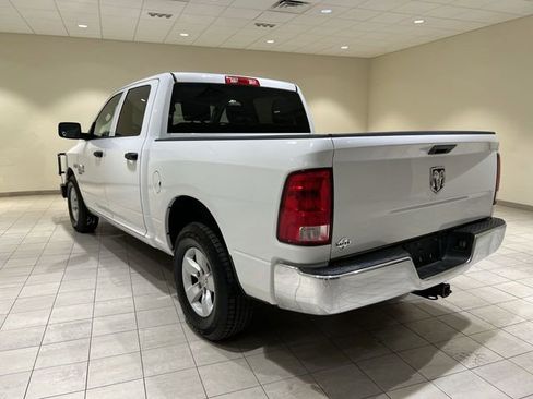 Used 2020 RAM 1500 Tradesman w/ Chrome Appearance Group RWD image 3