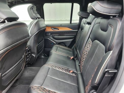 Used 2022 Jeep Grand Cherokee Summit AWD/4WD image 14