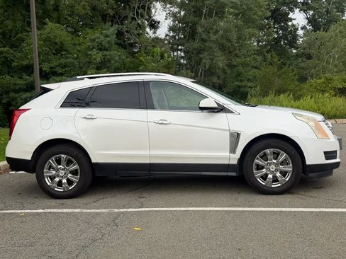 Used 2016 Cadillac SRX Luxury w/ Driver Awareness Package AWD/4WD image 4
