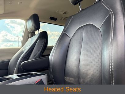 Used 2024 Chrysler Pacifica Touring-L