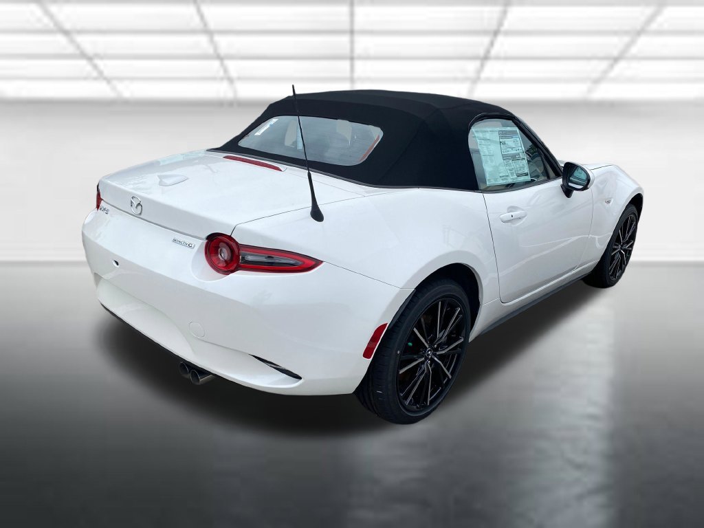 New 2026 MAZDA MX-5 Miata Grand Touring RWD image 8