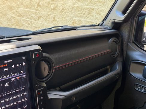 Used 2022 Jeep Gladiator Sport AWD/4WD image 41
