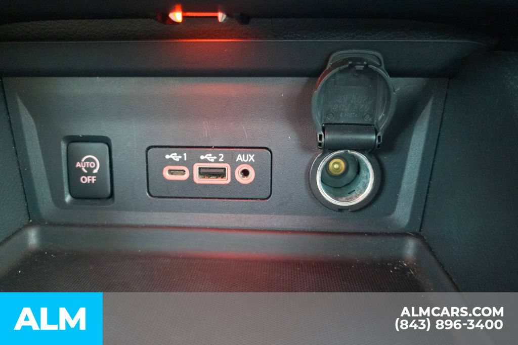 Used 2024 Nissan Sentra SV FWD image 35