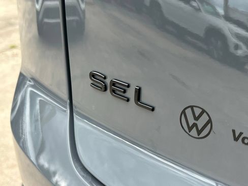 New 2026 Volkswagen Atlas Cross Sport SEL R-Line AWD/4WD image 49