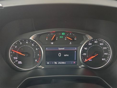 Used 2025 Chevrolet Blazer LT image 17