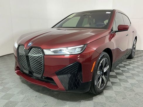 Certified 2025 BMW iX xDrive50 AWD/4WD image 2