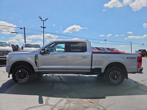 Used 2023 Ford F350 Platinum AWD/4WD image 3