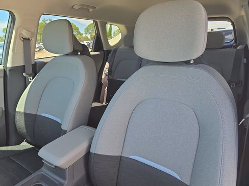 New 2027 Kia Seltos S FWD image 21