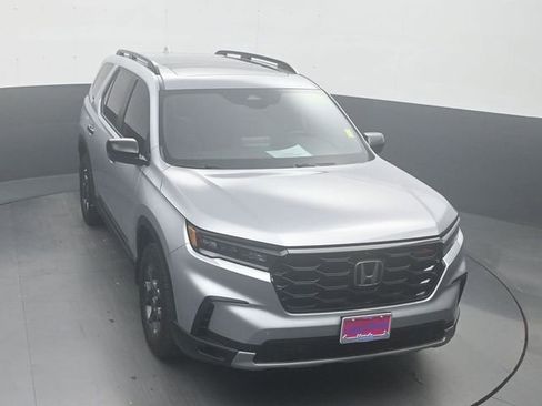 Used 2024 Honda Pilot TrailSport image 20