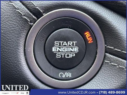 Used 2023 Dodge Durango SXT Launch Edition image 27