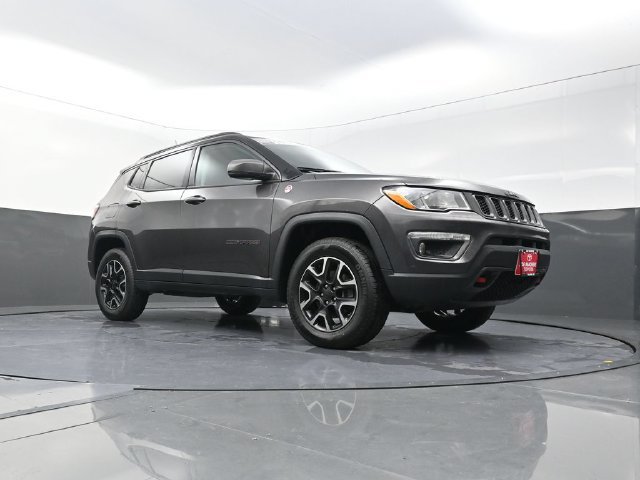 Used 2019 Jeep Compass Trailhawk AWD/4WD image 32