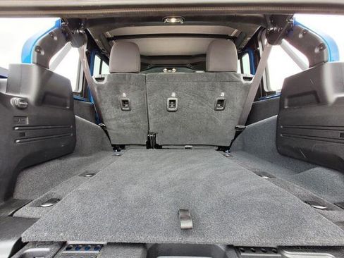 Used 2022 Jeep Wrangler Unlimited Sport image 8