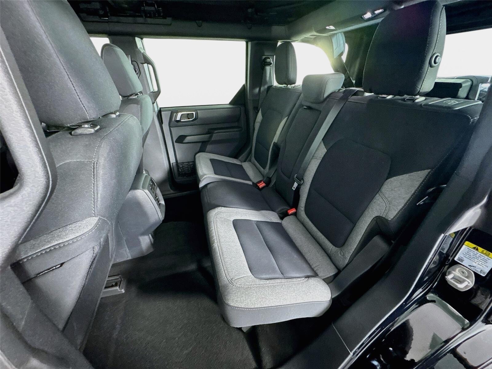 Used 2025 Ford Bronco 4-Door AWD/4WD image 20