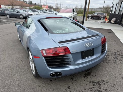 Used 2009 Audi R8 V8 image 10