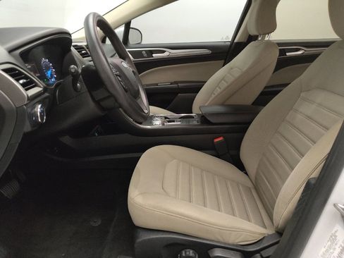 Used 2020 Ford Fusion S image 17