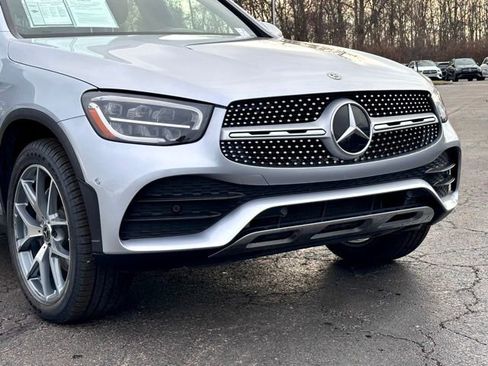 Used 2021 Mercedes-Benz GLC 300 4MATIC image 2