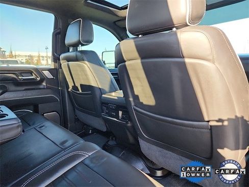 Used 2024 GMC Sierra 2500 AT4X image 30