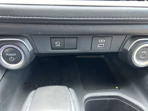 Used 2024 Toyota Grand Highlander Limited image 24