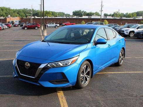 Used 2021 Nissan Sentra SV w/ Trunk Package FWD image 2