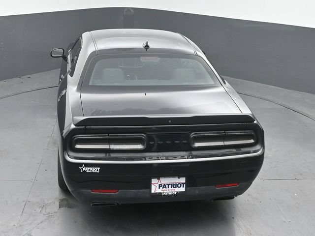 Used 2022 Dodge Challenger R/T RWD image 34