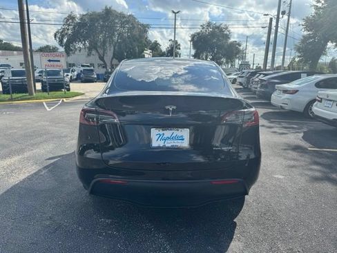 Used 2025 Tesla Model Y Long Range AWD/4WD image 4