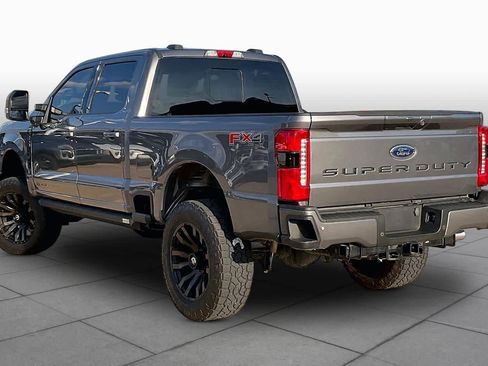 Used 2023 Ford F250 Lariat w/ Lariat Ultimate Package AWD/4WD image 11