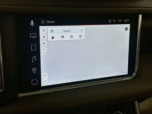 Used 2023 GMC Yukon XL Denali AWD/4WD image 18