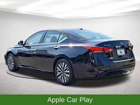 Used 2023 Nissan Altima 2.5 SV FWD image 5