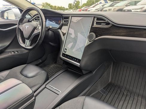 Used 2016 Tesla Model S 75 image 28