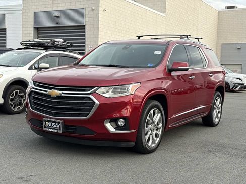 Used 2021 Chevrolet Traverse Premier w/ LPO, 'HIT The Road' Package AWD/4WD image 6