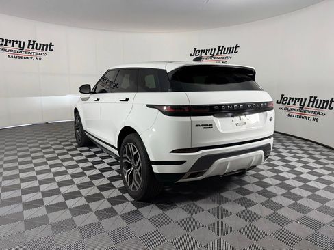 Used 2020 Land Rover Range Rover Evoque R-Dynamic SE image 8