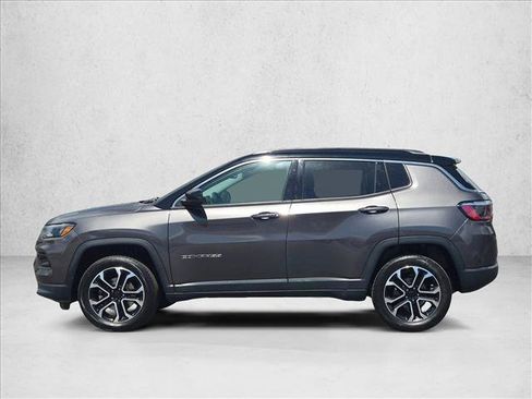 Used 2022 Jeep Compass Limited AWD/4WD image 9