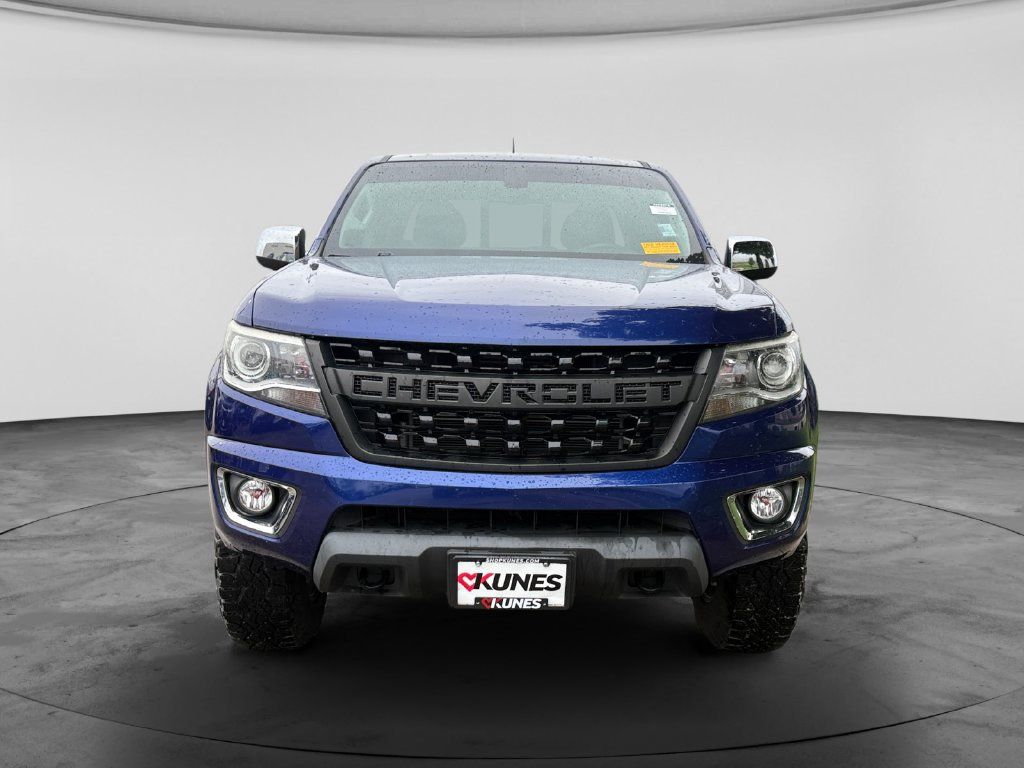 Used 2016 Chevrolet Colorado Z71 AWD/4WD image 2