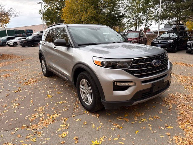 Certified 2024 Ford Explorer XLT w/ Equipment Group 202A AWD/4WD image 5