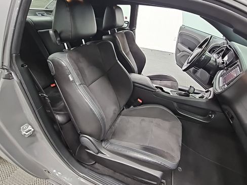 Used 2023 Dodge Challenger GT w/ Plus Package image 36