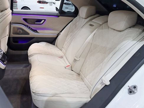 Used 2022 Mercedes-Benz S 580 4MATIC Sedan image 30
