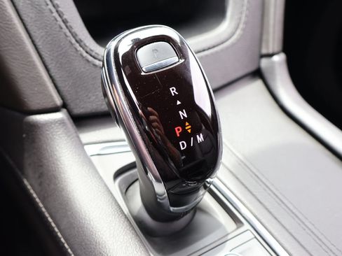 Certified 2023 Cadillac XT6 Premium Luxury AWD/4WD image 28