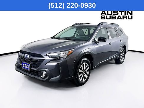 Certified 2025 Subaru Outback Premium image 4