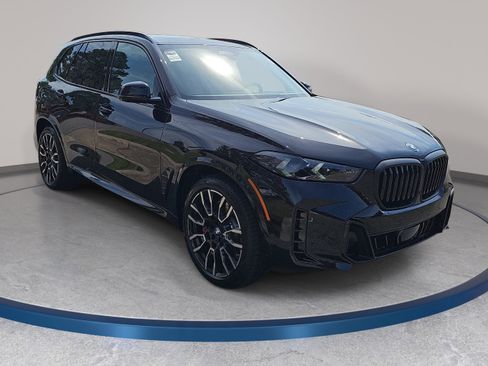 New 2026 BMW X5 xDrive50e w/ M Sport Package AWD/4WD image 3