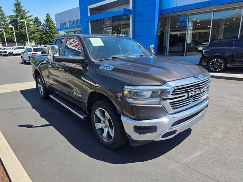 Used 2019 RAM 1500 Laramie w/ Trailer Tow Group AWD/4WD image 1