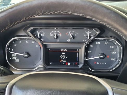 Used 2020 GMC Sierra 1500 SLT w/ SLT Premium Plus Package AWD/4WD image 22