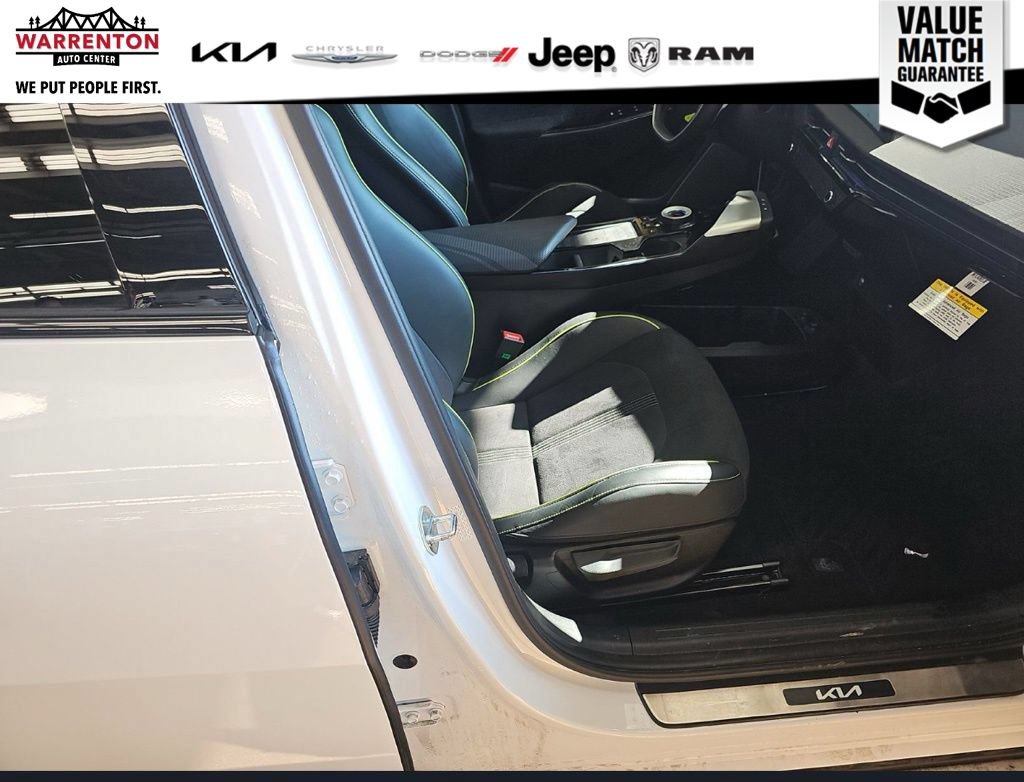 Used 2023 Kia EV6 GT AWD/4WD image 16
