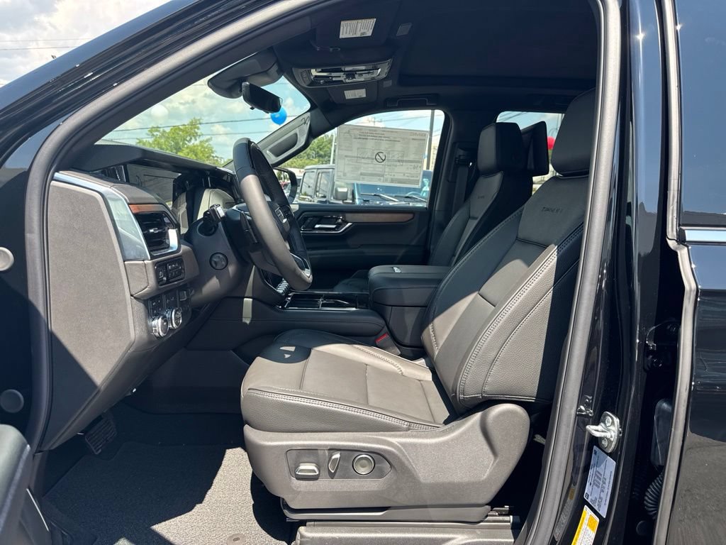 New 2026 GMC Yukon Denali w/ Advanced Technology Package AWD/4WD image 15