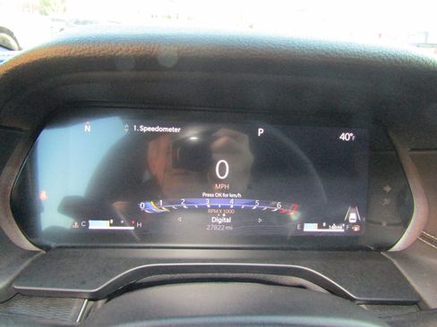 Used 2024 Jeep Grand Cherokee Altitude AWD/4WD image 24